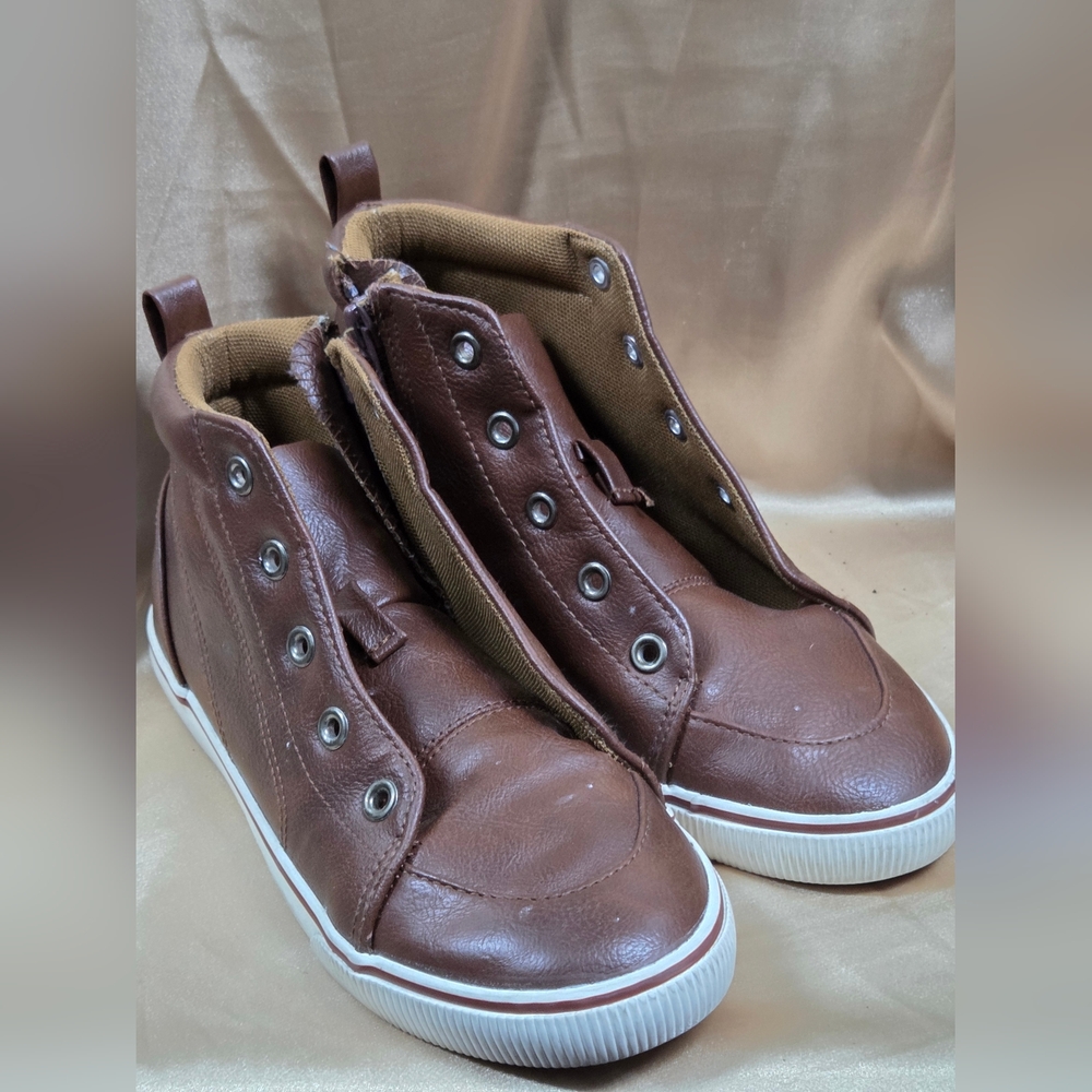 Cat & Jack Brown Kids Sneakers